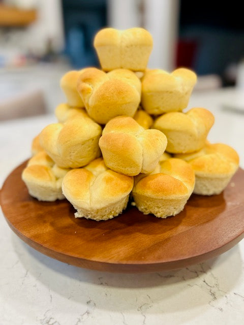 Grandma's Sweet Dinner Rolls